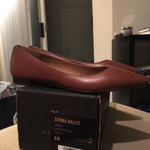 Frye Sienna Flats